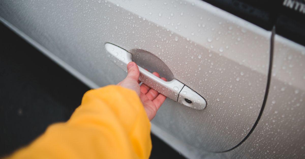 Broken Car Key Extraction — Toronto Iron Key Locksmith