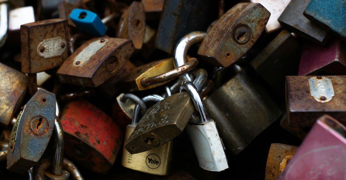 Commercial Lock Rekey Service — Toronto Iron Key Locksmith